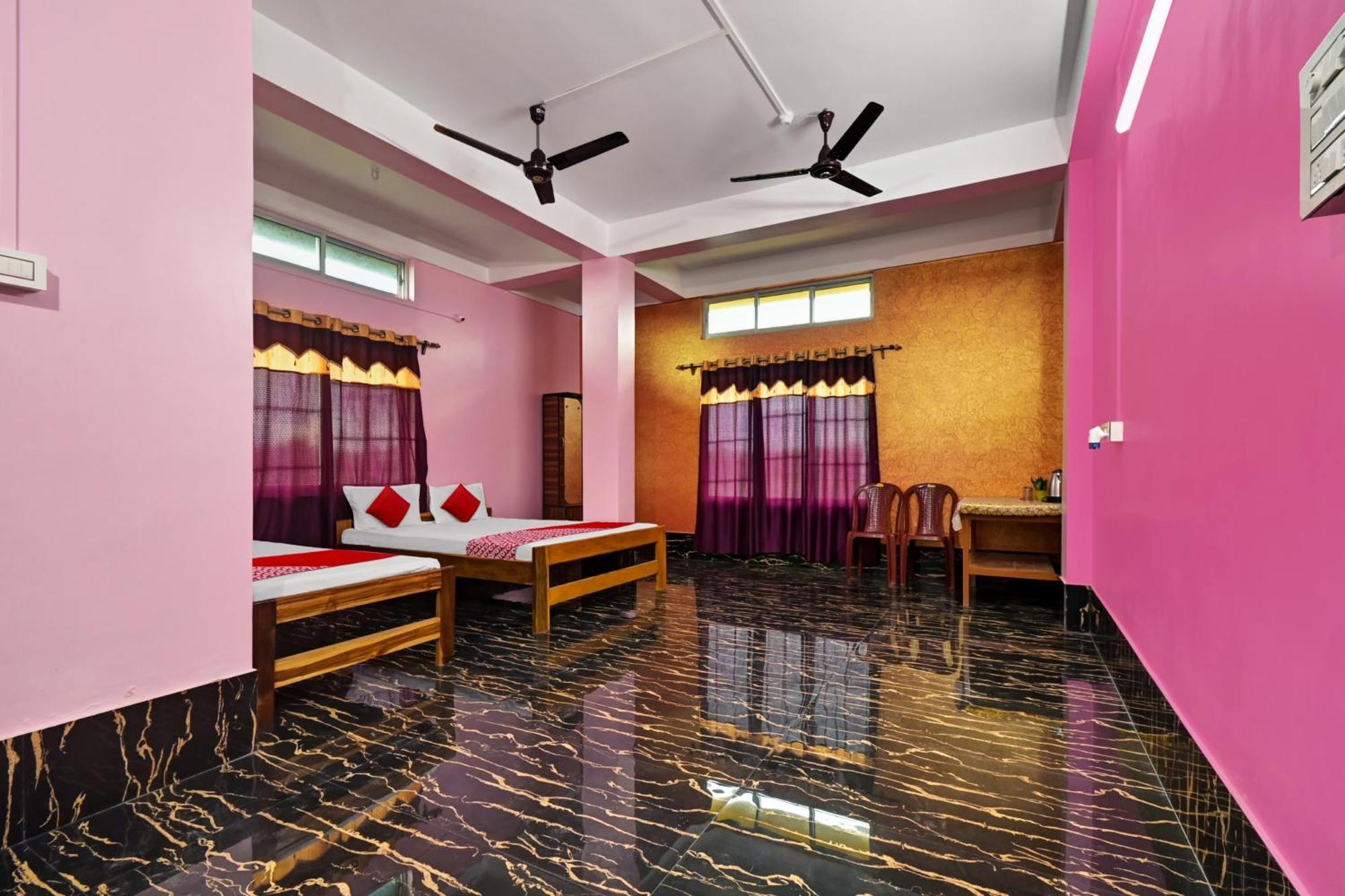 Oyo Flagship The Brahmaputra Homestay Гувахати Экстерьер фото