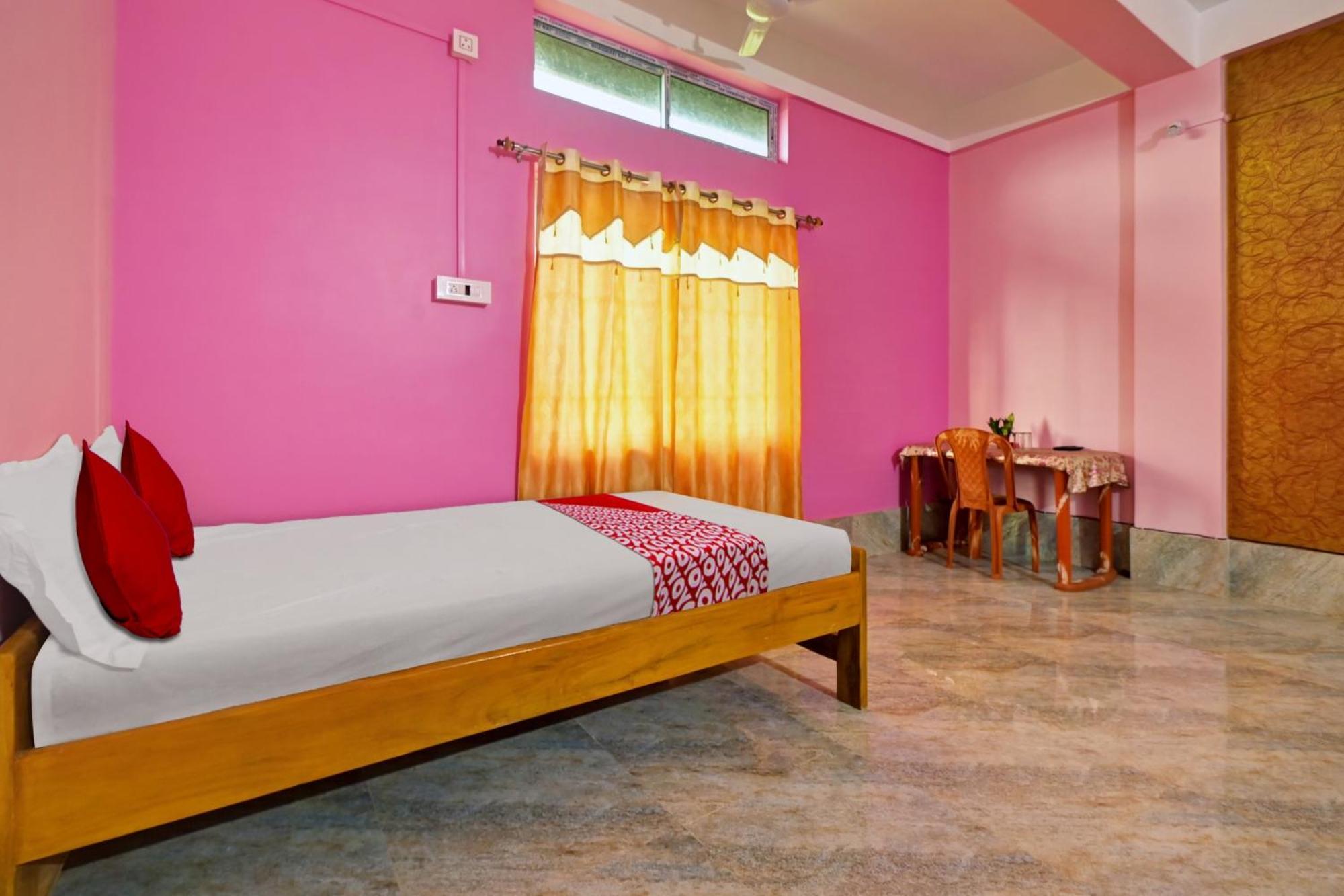 Oyo Flagship The Brahmaputra Homestay Гувахати Экстерьер фото
